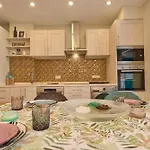 Big House & Stylish Home In Ruzafa By Invalencia 아파트
